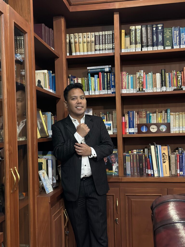 Mengenal Sosok Caesario David Kaligis (CDK)